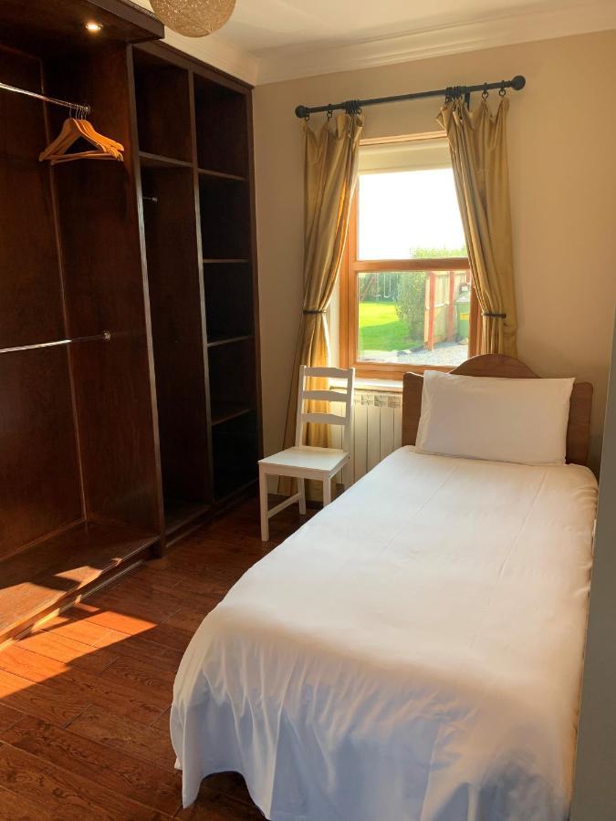 Wild Atlantic Breeze Guesthouse Doolin Buitenkant foto